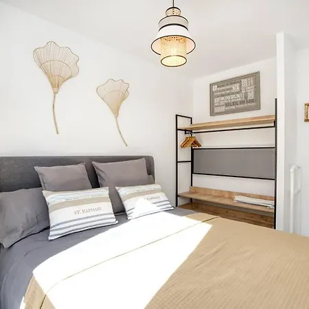 Superbe A Avec Parking Sur Place Apartmán