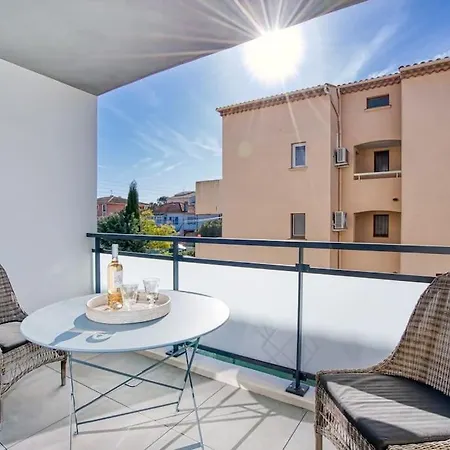 Superbe A Avec Parking Sur Place Apartmán Fréjus